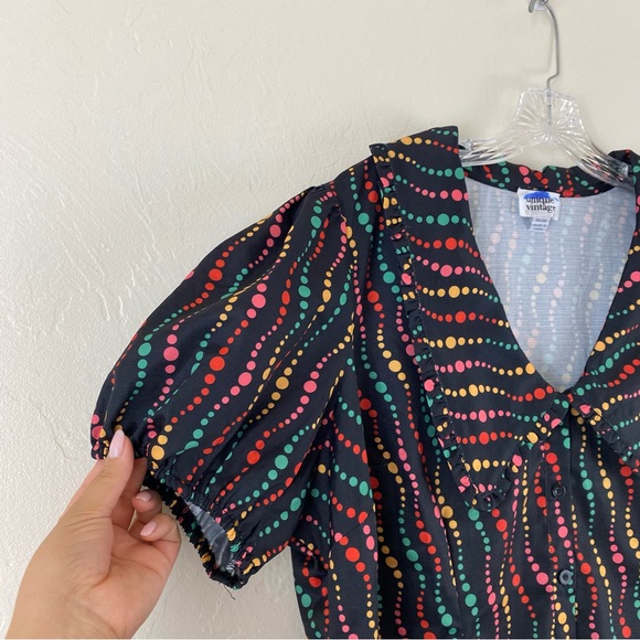 Unique Vintage NWT Size 2X Black Rainbow Polka Dot Puffy Sleeve Button Down Top - Picture 3 of 7